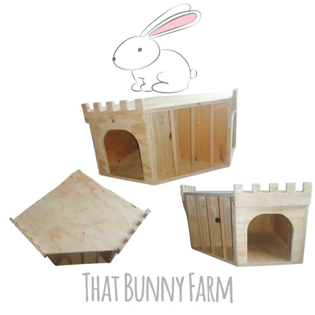 Small Critter Hideout with Hay Feeder